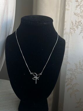 🩷-Silver Dove and Cross Pendant Necklace